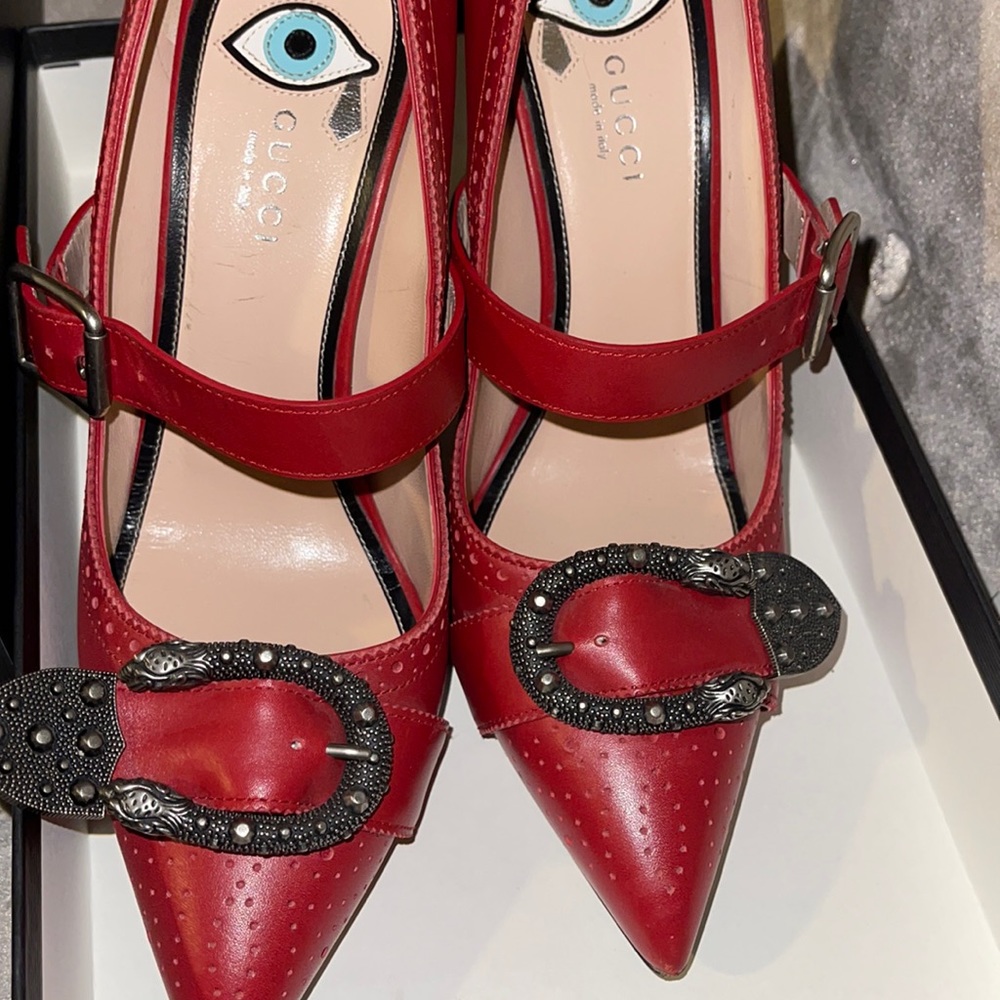 Authentic Red Gucci Dionysus pumps slightly worn